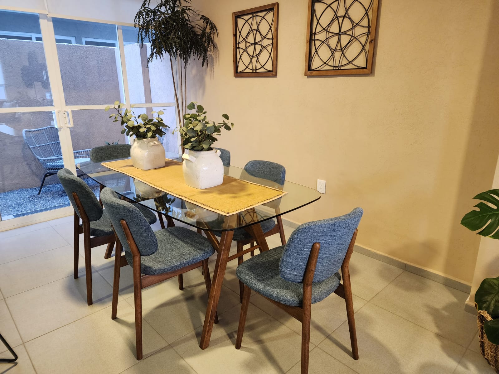 Comedor amplio Alamo Plus 1