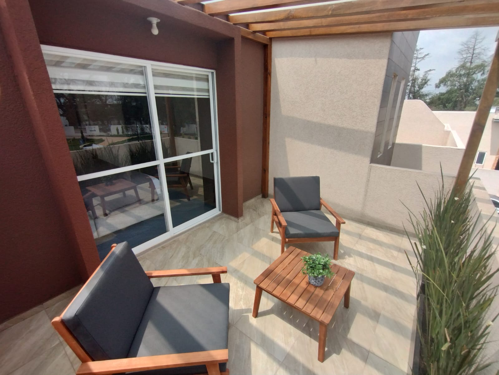 Terraza frontal Ebano Plus 1